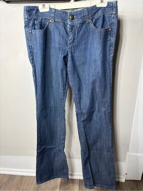 Level 99 Premium Denim Women's Medium Wash Denim Flare Jeans Blue 32